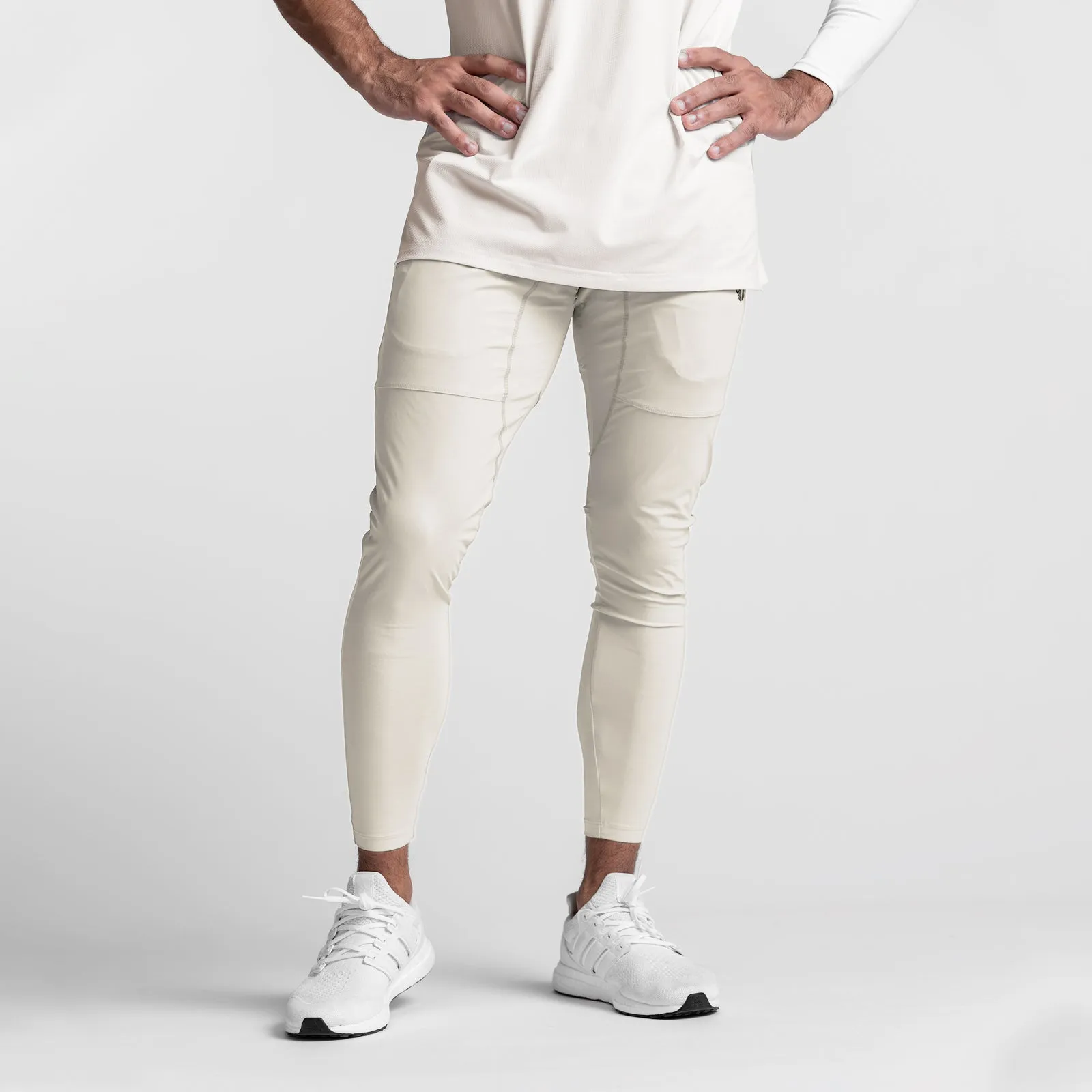 0495. TETRA-LITE™ Hybrid Jogger - Ivory Cream