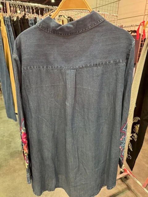 Johnny Was Buttondown Oversized Shirt Tunic DITA Floral Embroidery Denim Blue Top NEW