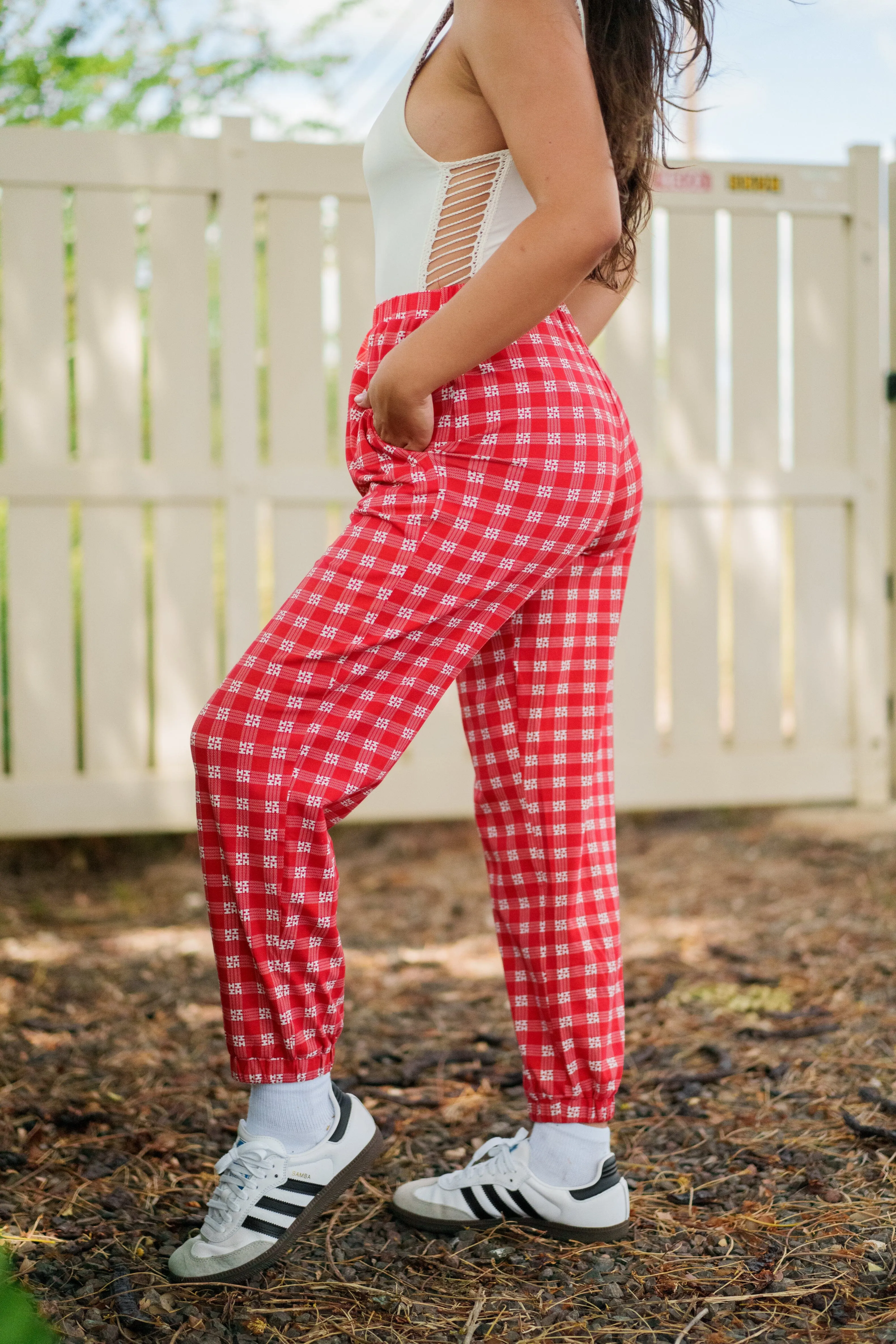 PALAKA RED JOGGERS